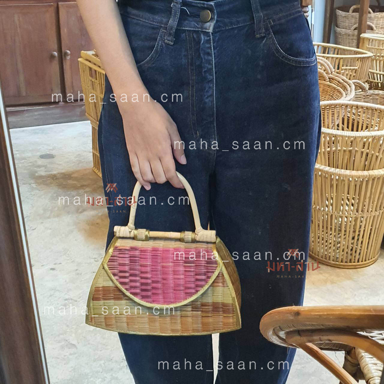 กระเป๋าเสื่อกก หูหวาย คล้องแขนสวยๆ คละแบบ 💖