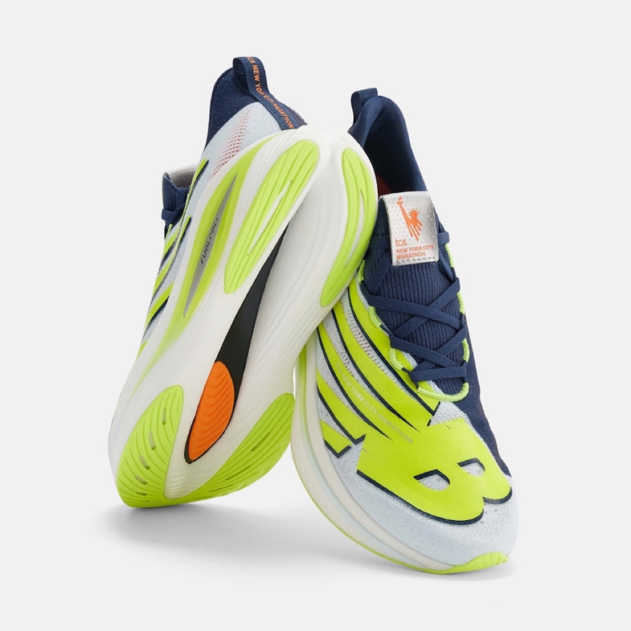 รองเท้าวิ่ง New Balance X TCS NYC FuelCell SuperComp Elite V3 (M8.5US)