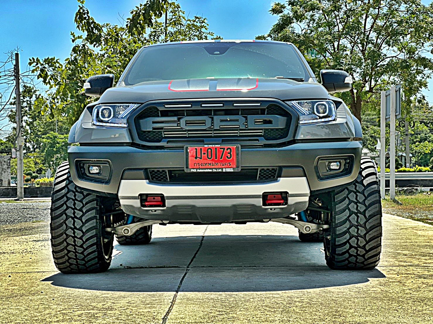 FORD RAPTOR ทรงเมกา่ ล้อ HOSTILE H113