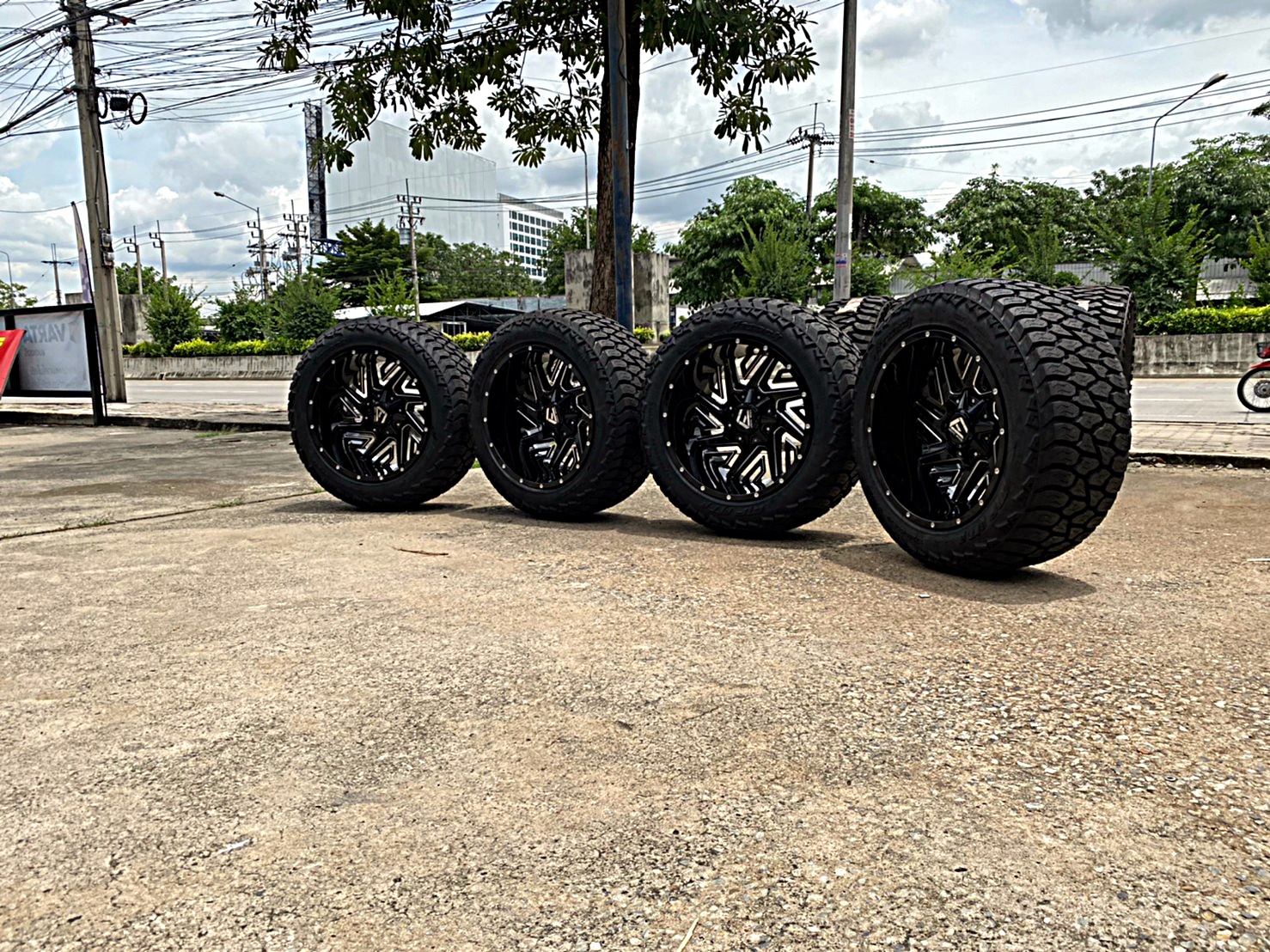 FORD WILDTRAK จัดทรงเมกาที่ STEP9