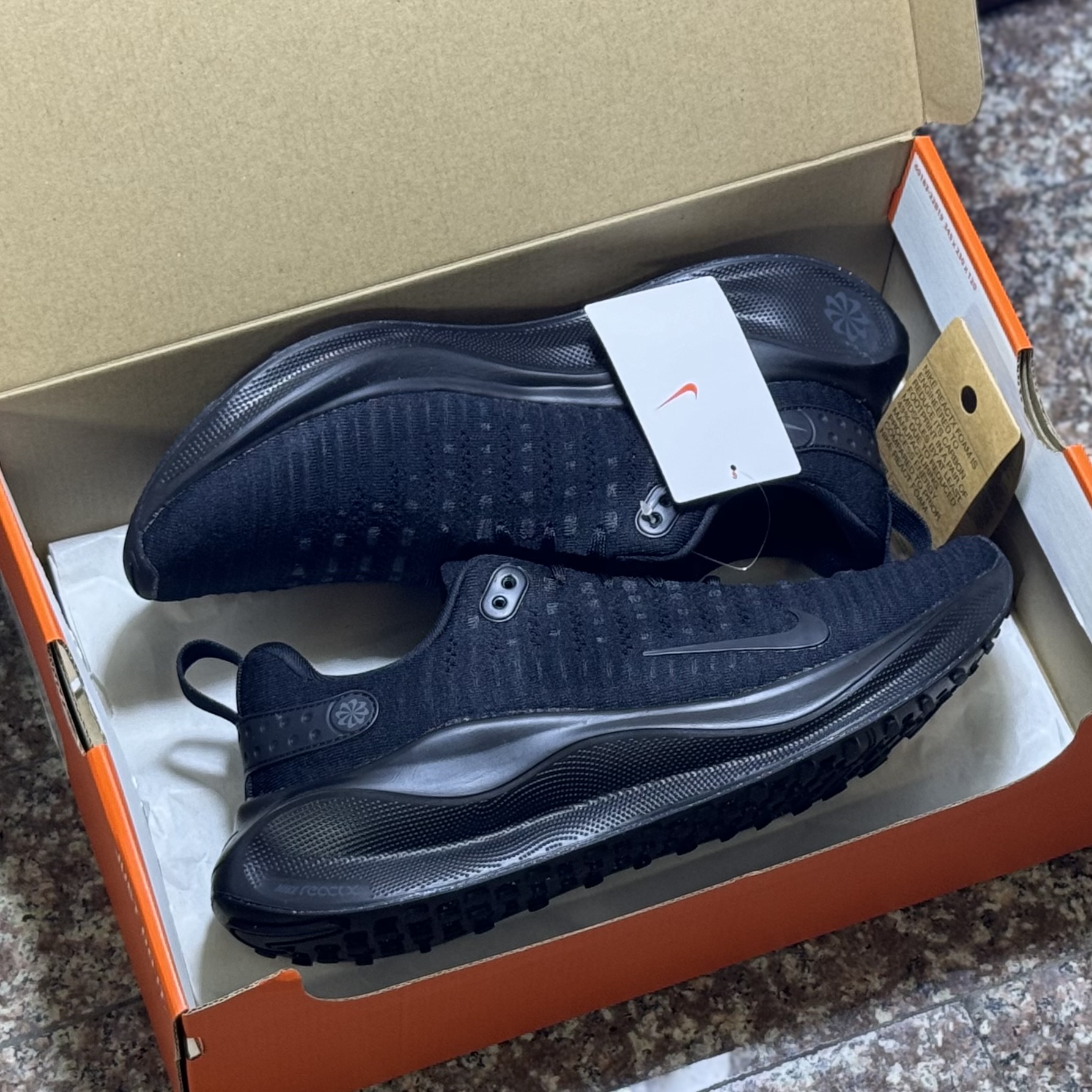 รองเท้าวิ่ง Nike ReactX Infinity Run 4 ‘TripleBlack’ (M8.5/9/9.5US)