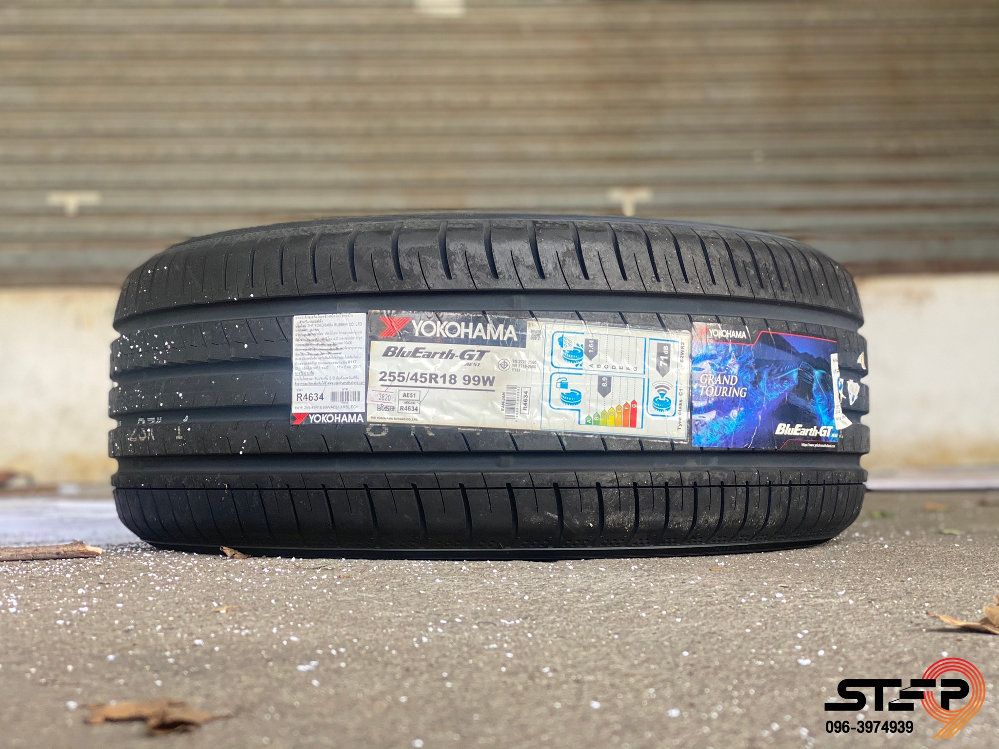 YOKOHAMA BLUEARTH-GT AE51 255/45-18 ราคาถูก ที่ STEP9