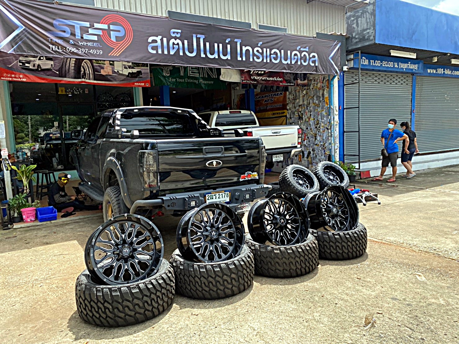 FORD RANGER จัดทรงเมกา ขอบ22 ที่ STEP9