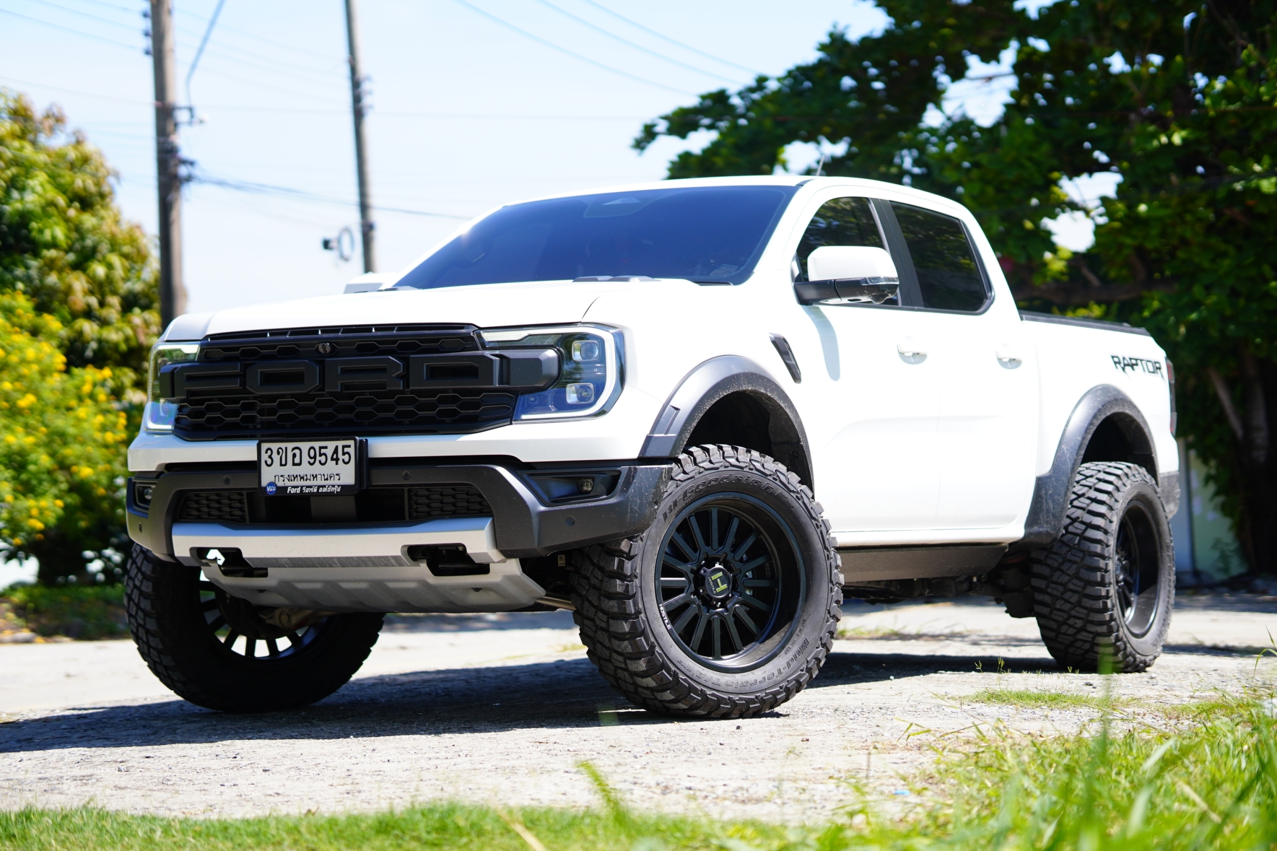 RAPTOR V เบนซิน มาจัดชุดใหญ่