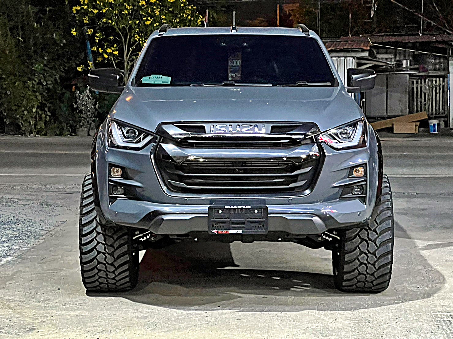 D-MAX ทรงเมกา จัดเต็ม ครบชุดที่ STEP9