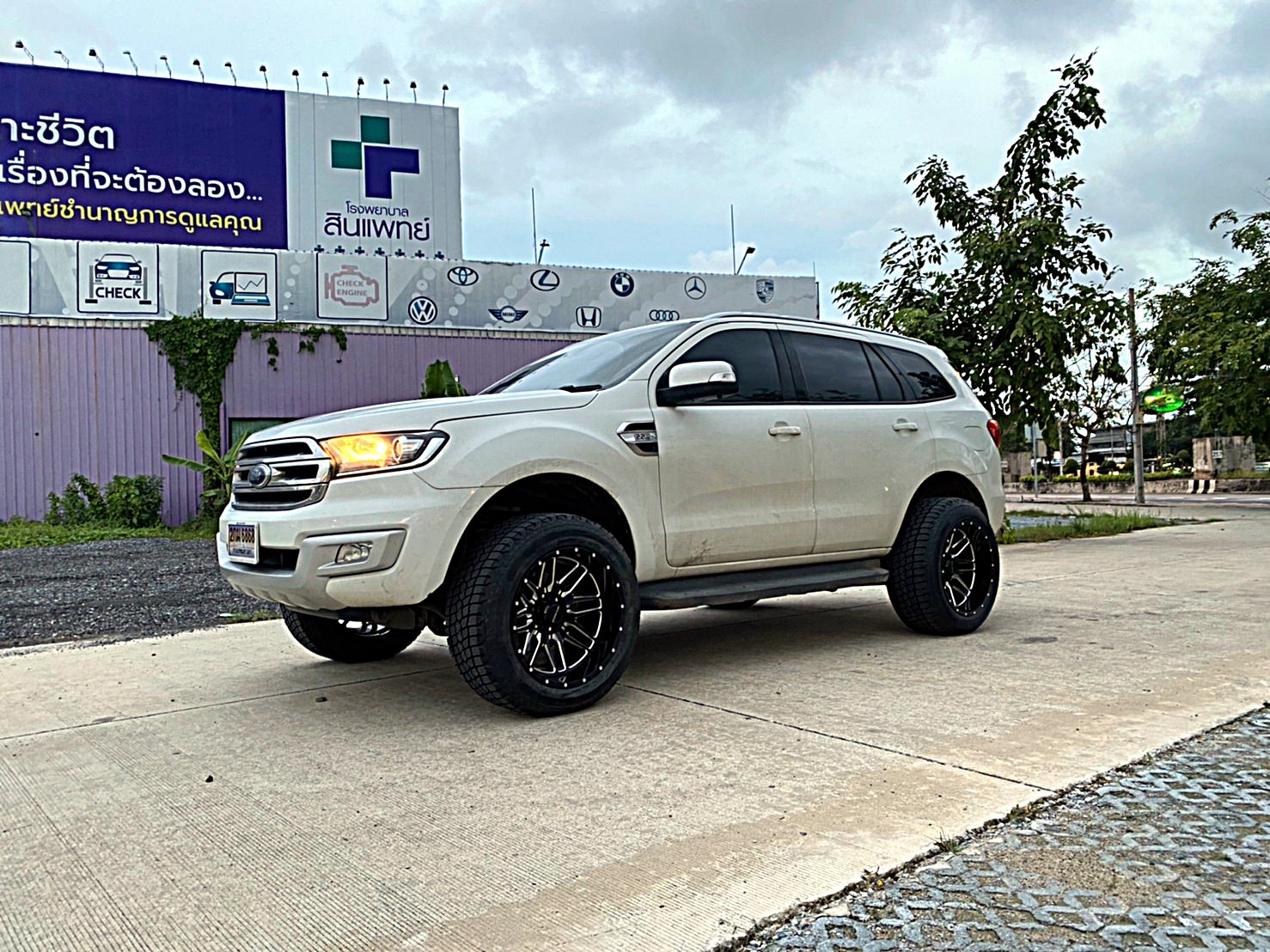 EVEREST ทรงเมกาขอบ20 ที่ STEP9