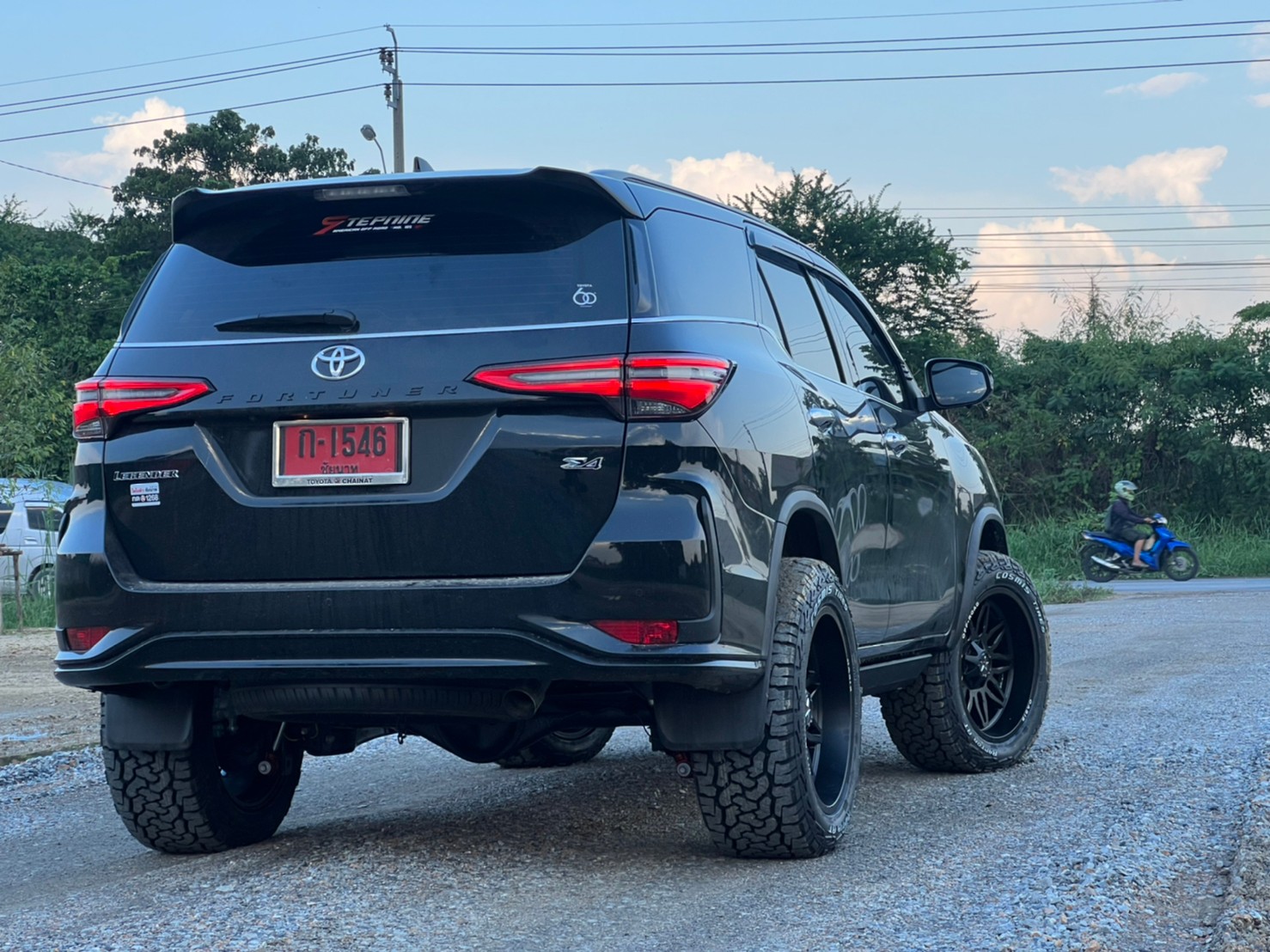 #TOYOTA_LEGENDER_จองคิวจากชัยนาท ไม่ยก ใส่ล้อออฟลบ