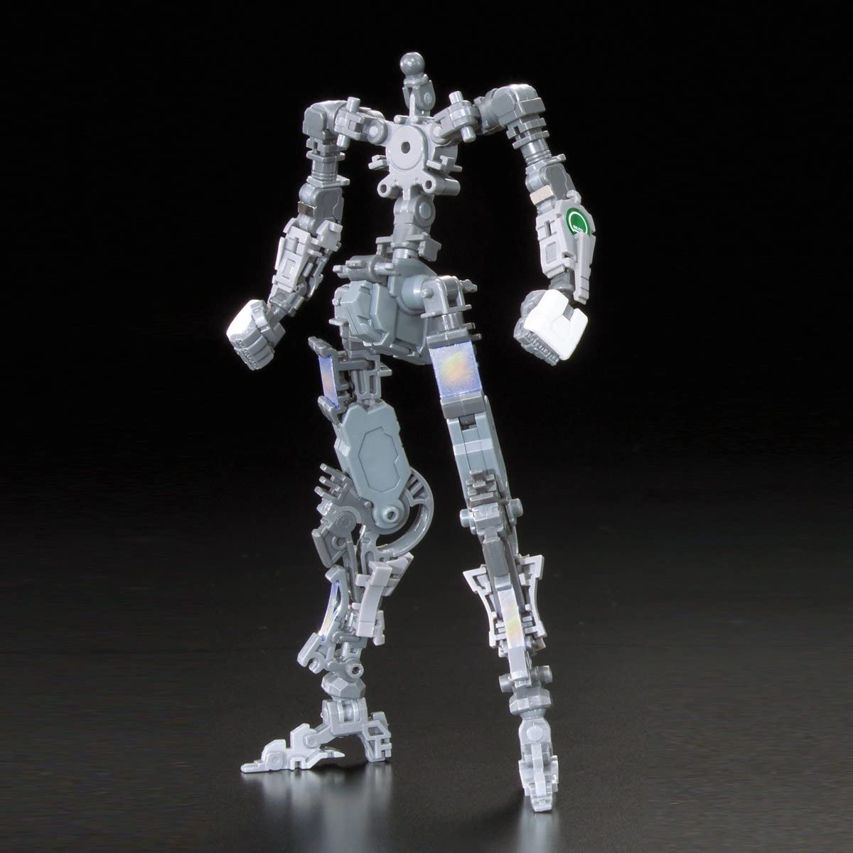 GN-001 Gundam Exia (RG) (Gundam Model Kits)