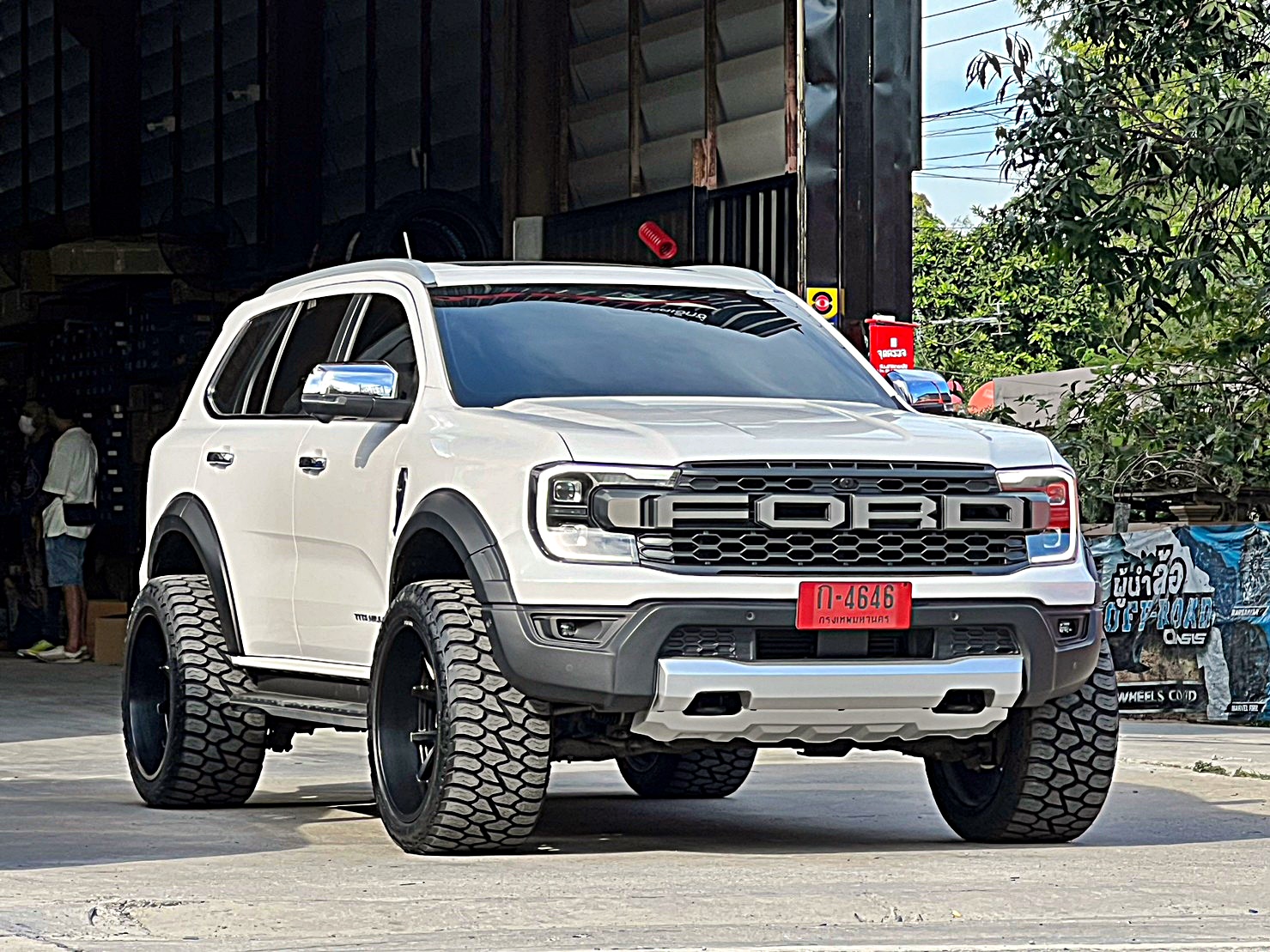 FORD EVEREST NEXTGEN ล้อแท้ HOSTILE H113 ที่ STEP9