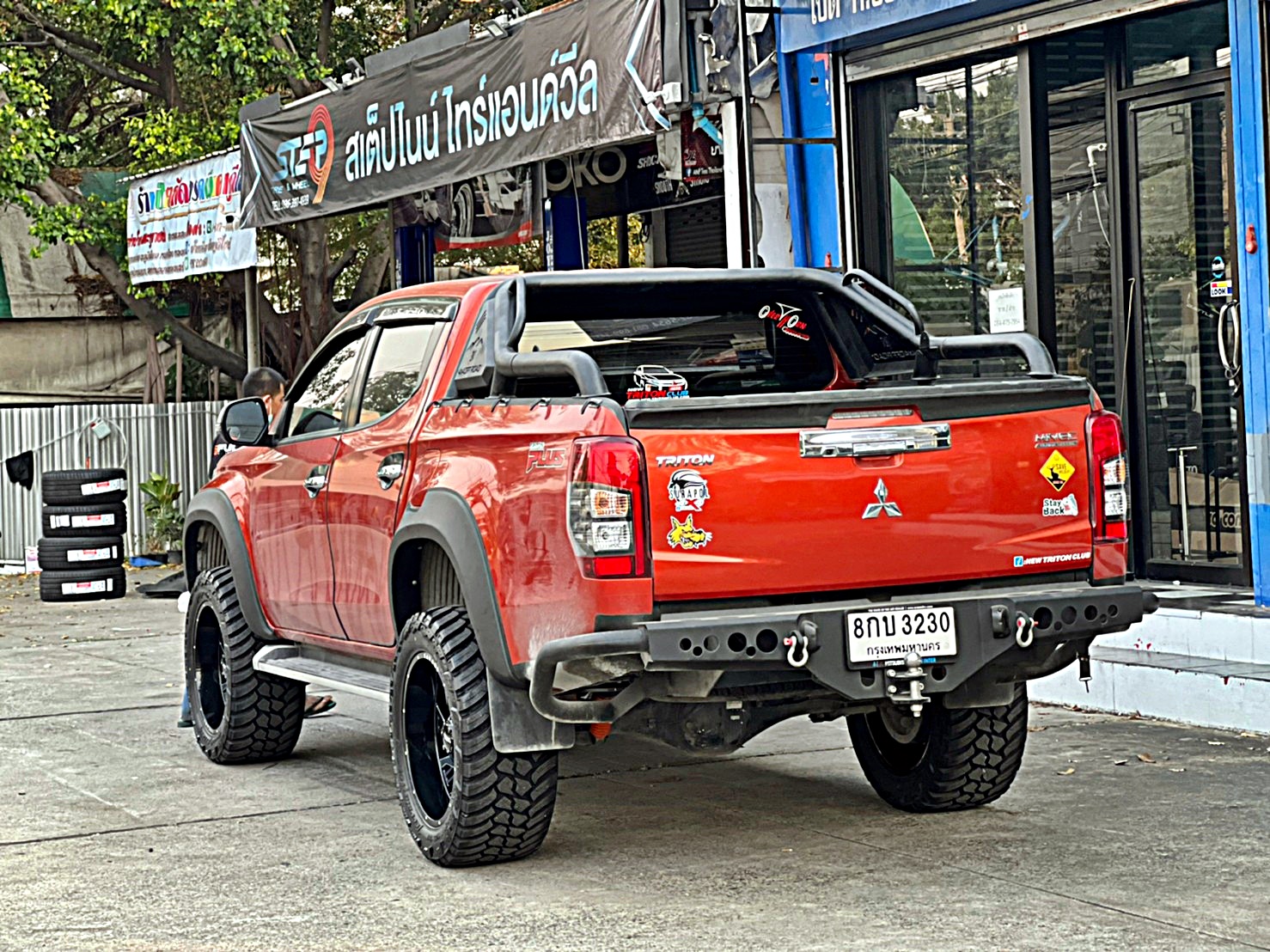 TRITON ทรงเมกา