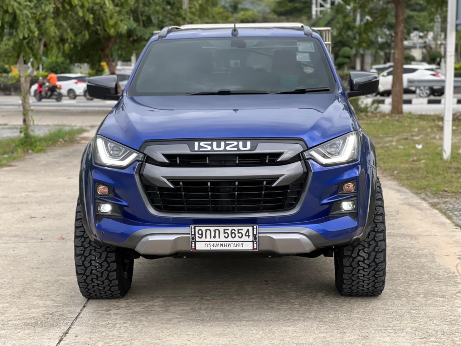 D-MAX ทรงเมกา ขอบ20