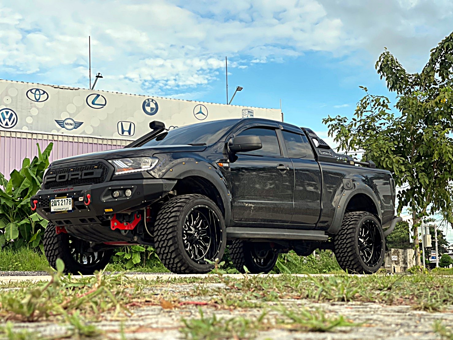 FORD RANGER จัดทรงเมกา ขอบ22 ที่ STEP9