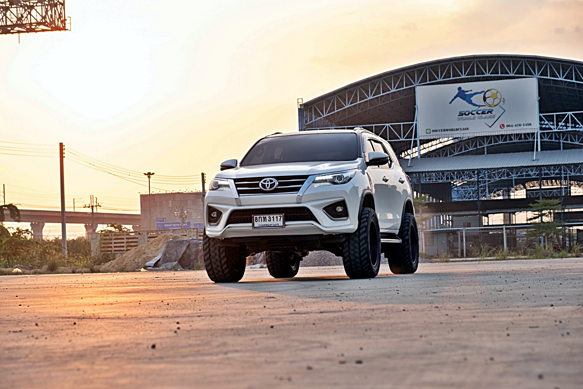 TOYOTA FORTUNER ทรงเมกาที่ STEP9