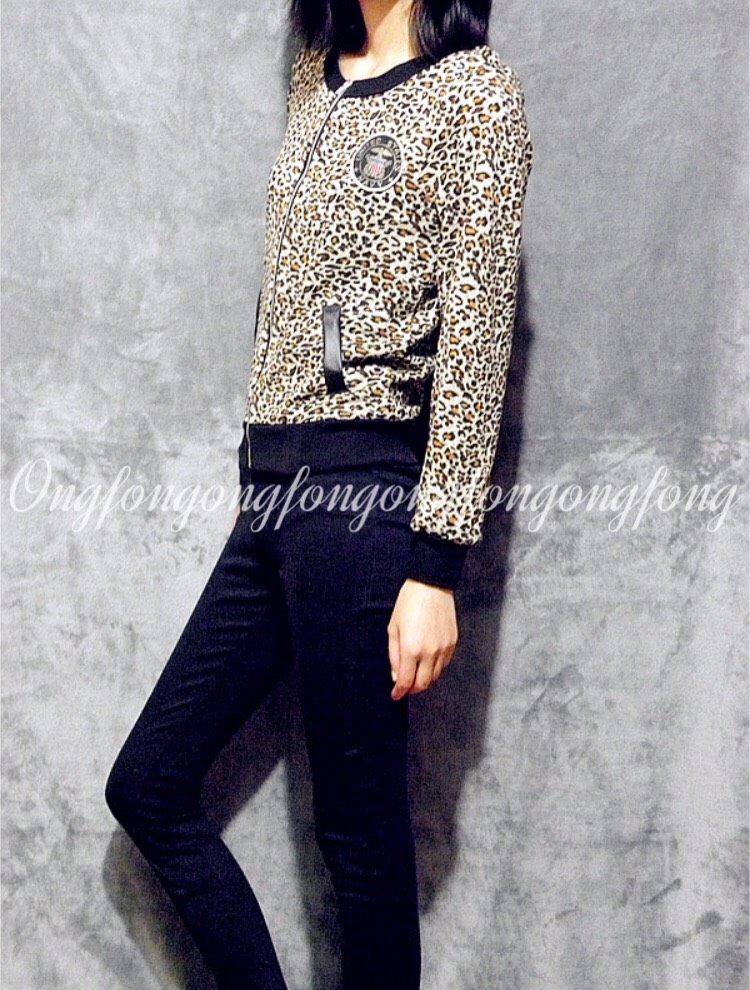 เสื้อคลุมลายเสือเเขนยาว
