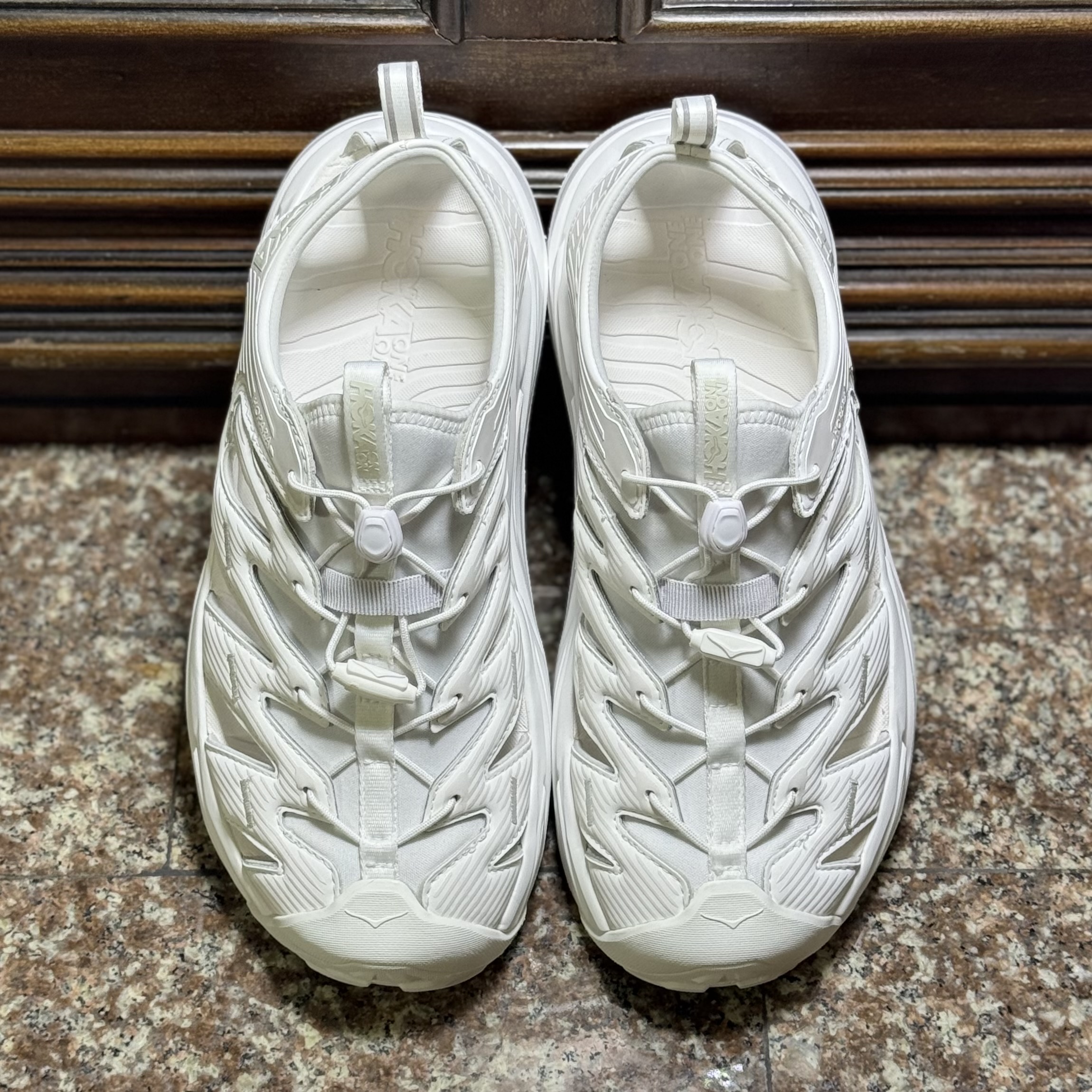รองเท้า HOKA Hopara ‘TripleWhite’ (M9/10US)