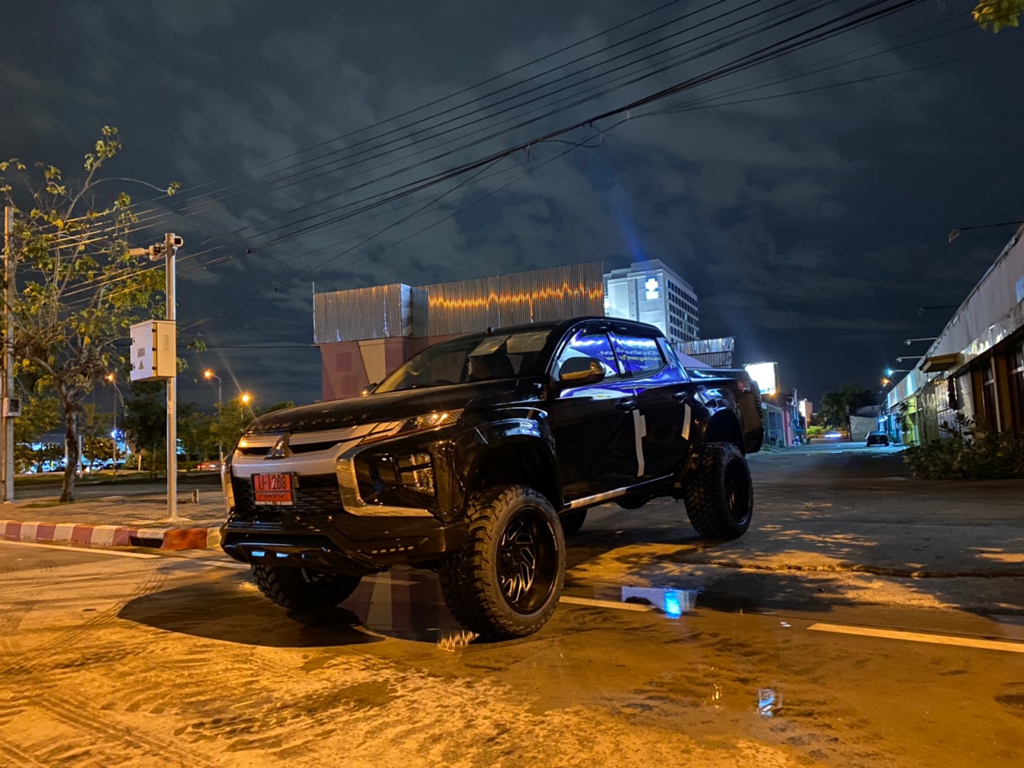 TRITON 4X4 จัดทรงเมกา