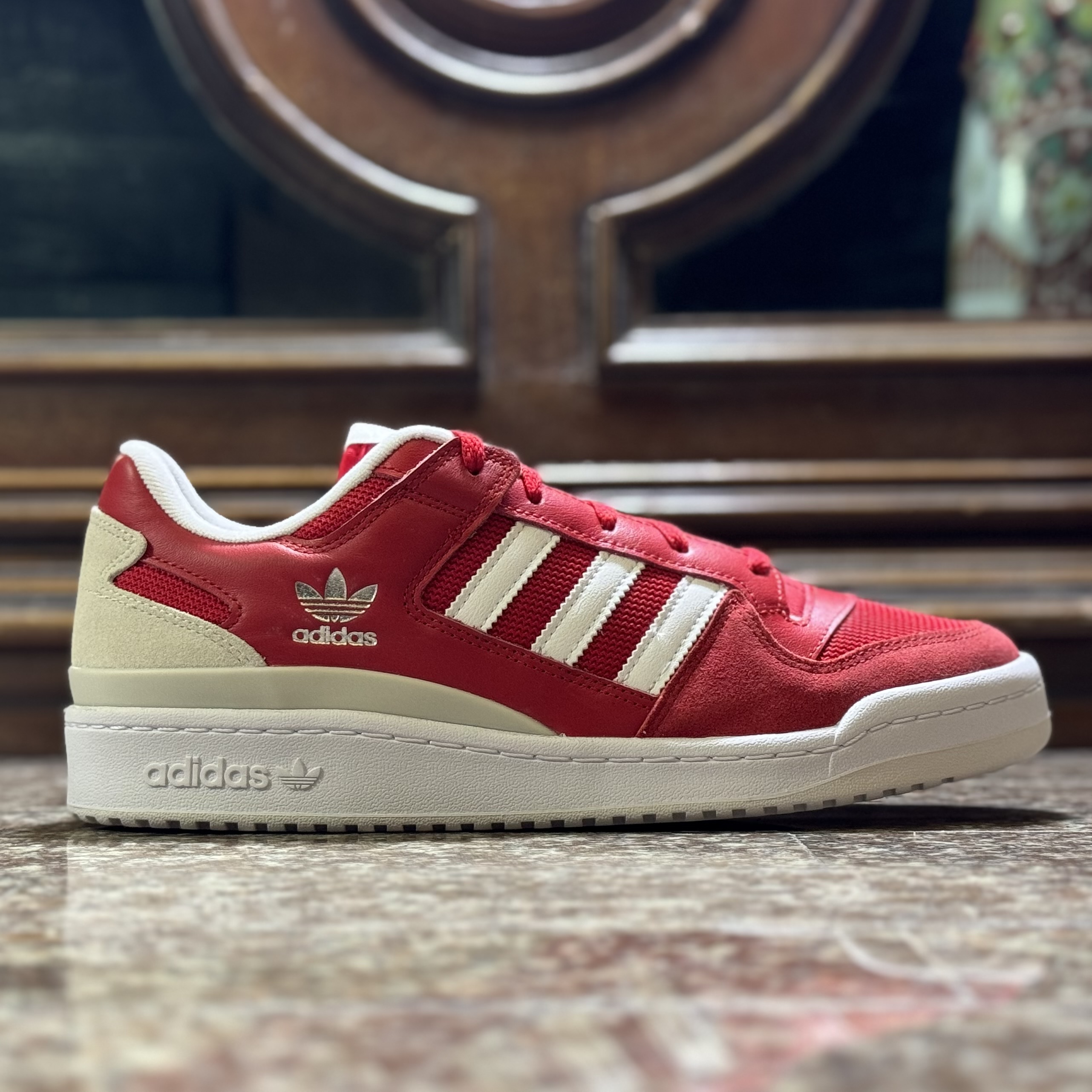 รองเท้า Adidas Originals Forum Low CL (M10.5US)