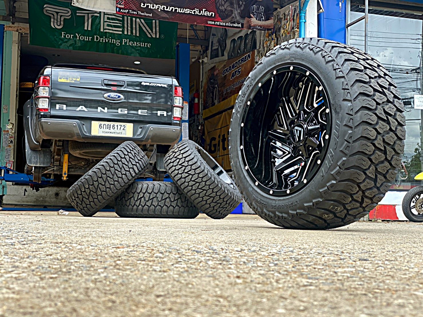 FORD WILDTRAK จัดทรงเมกาที่ STEP9