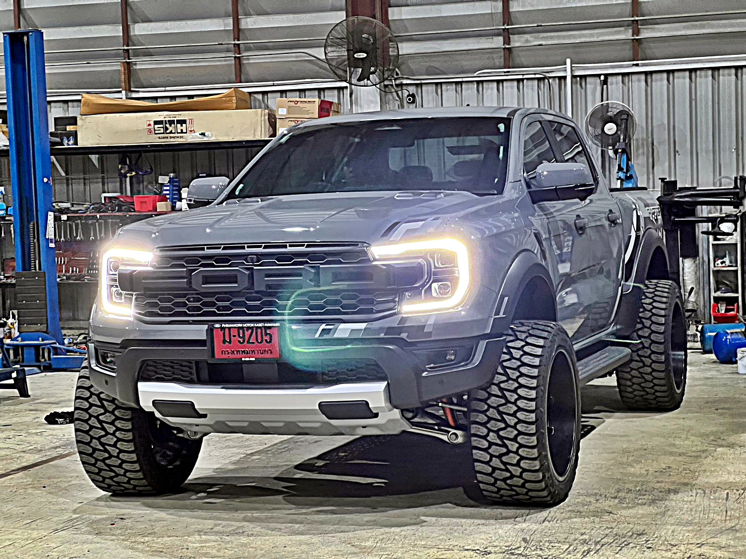 ส่งงาน RAPTOR V6 หล่อจบ ที่ Step9 ล้อแท้ HOSTILE H113