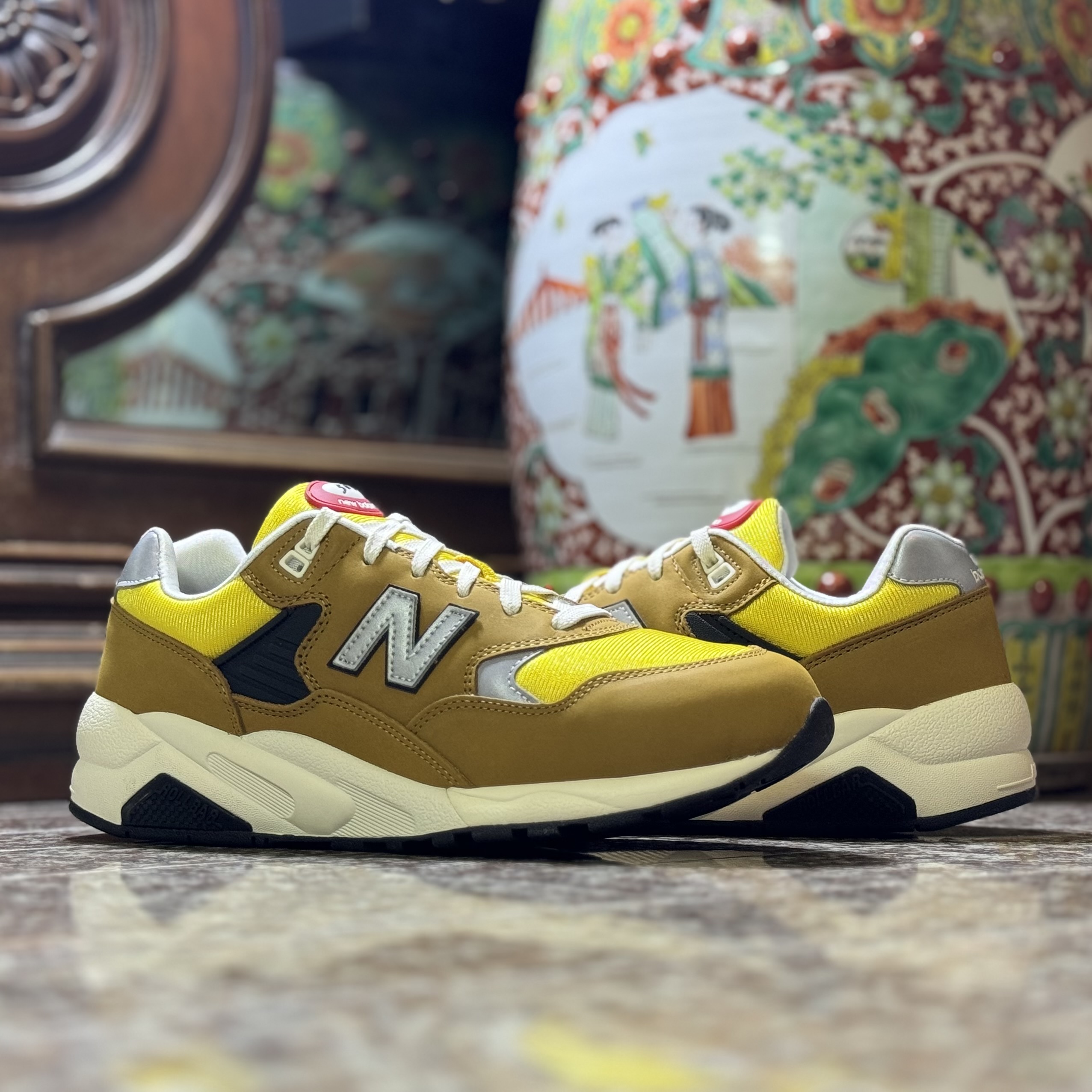 รองเท้า New Balance 580 ‘Real Mad Brown’ (M10.5US)
