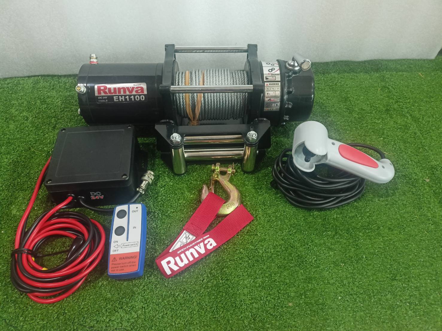 WINCH RUNVA (EH 1100) 24V