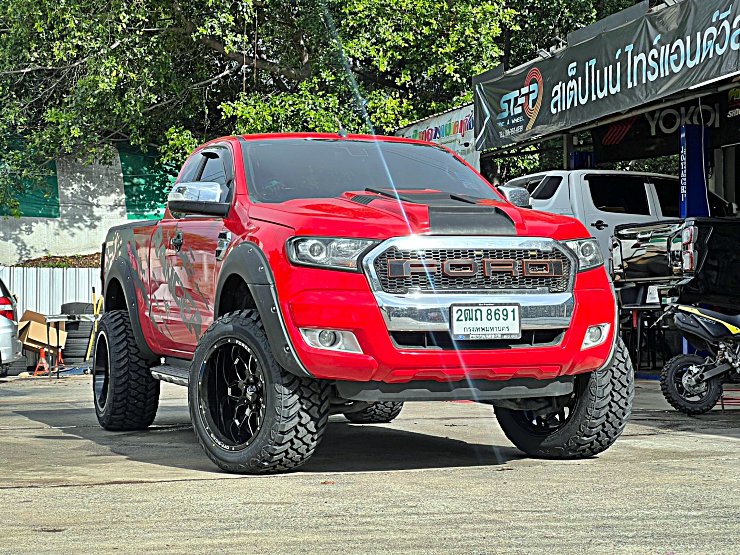 FORD_RANGER_ทรงเมกาจองคิวมาจากลำพูน