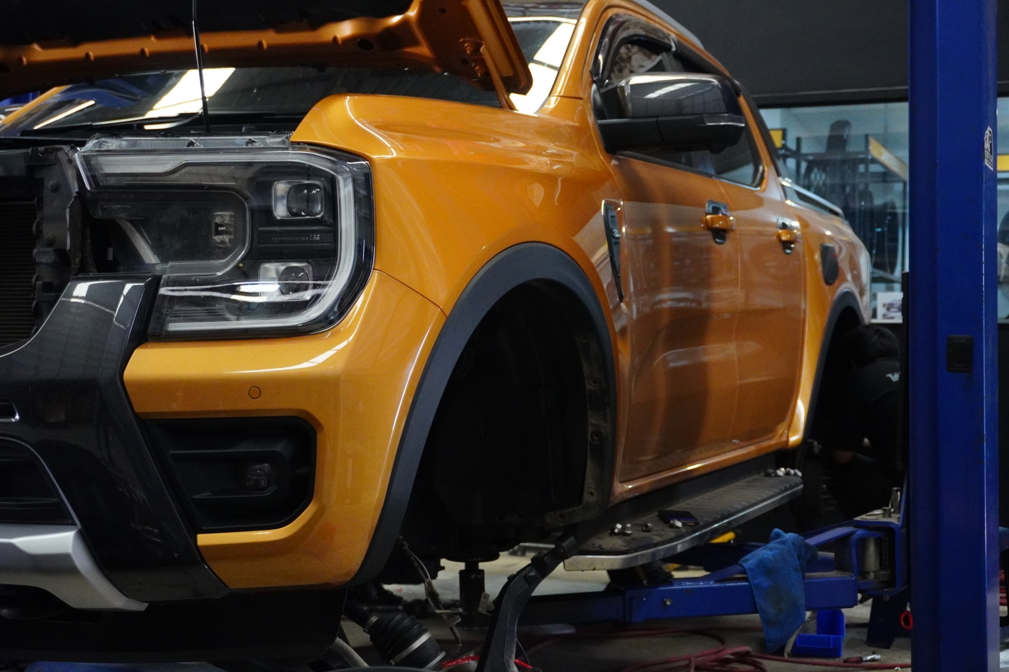 FORD RANGER NEXTGEN จองคิวมาจาก ชุมพร แต่งทรงเมกาที่ STEP9