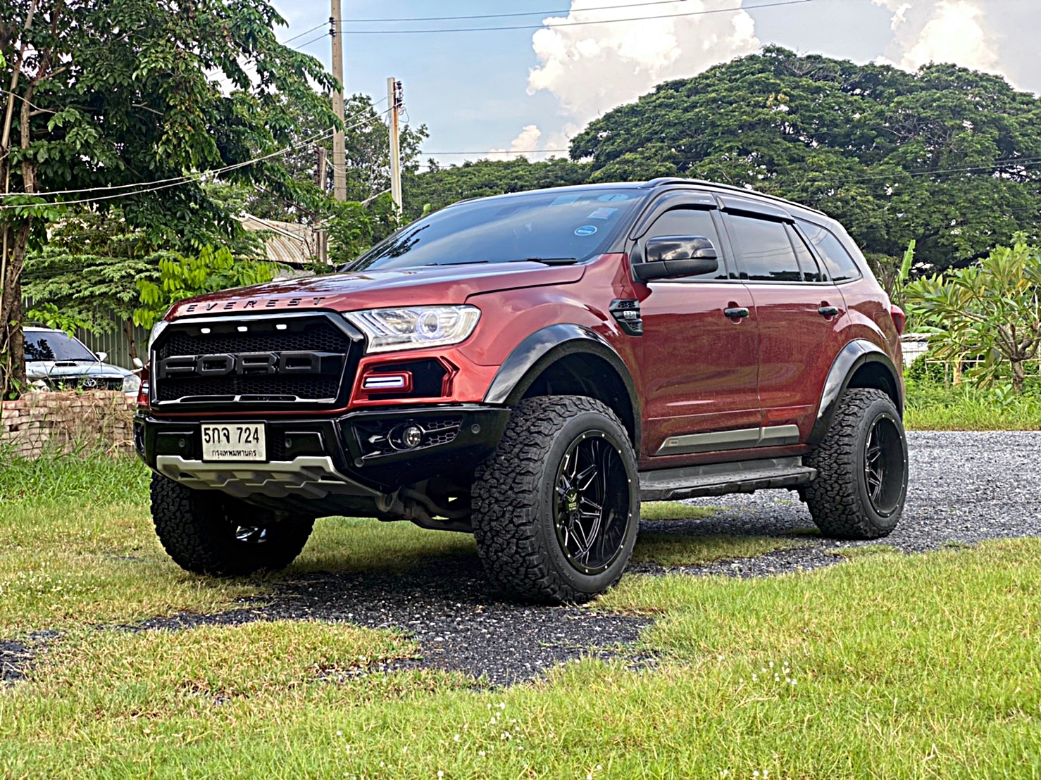 FORD EVEREST จัดทรงเมกาที่ STEP9