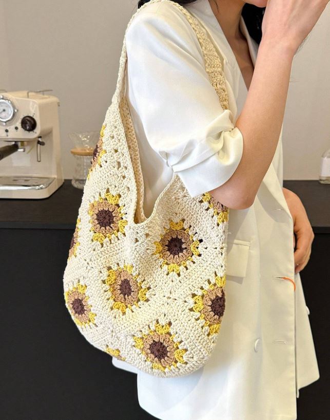 กระเป๋าถักสะพายข้าง ดอกทานตะวัน ไปคาเฟ่ ไปทะเล แฟชั่นเกาหลี 💞