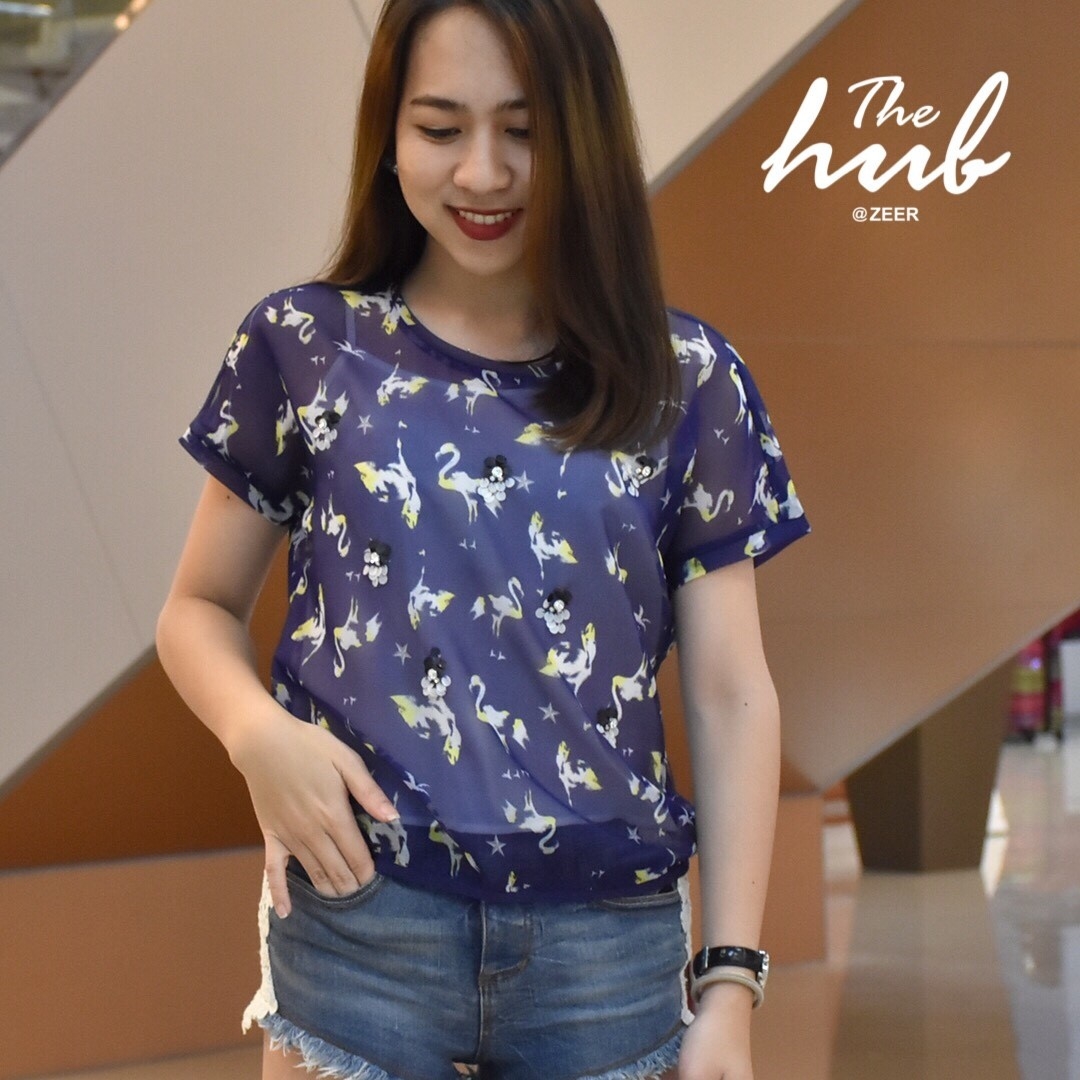 เสื้อแขนสั้นซีทรู กับ สายเดี่ยวด้านใน