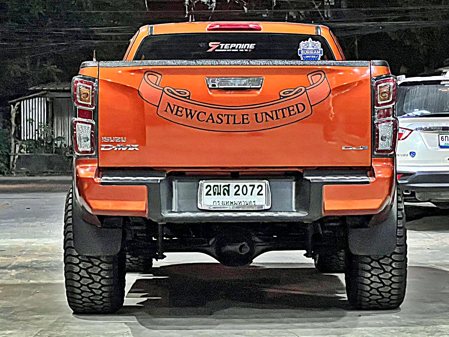 ISUZU D-MAX แต่งทรงเมกาที่ STEP9