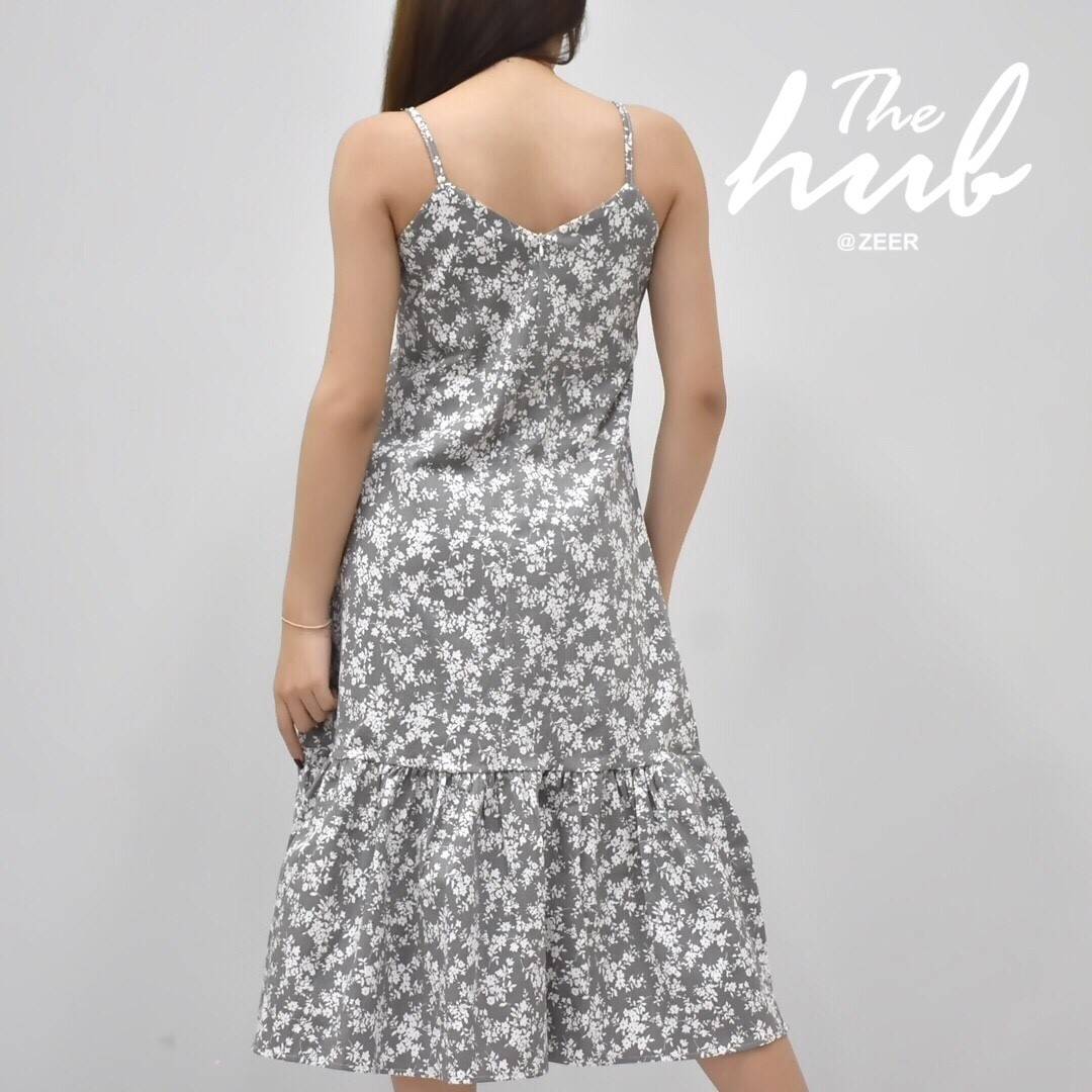 เดรสสายเดี่ยวโทนเทา ลายดอกไม้