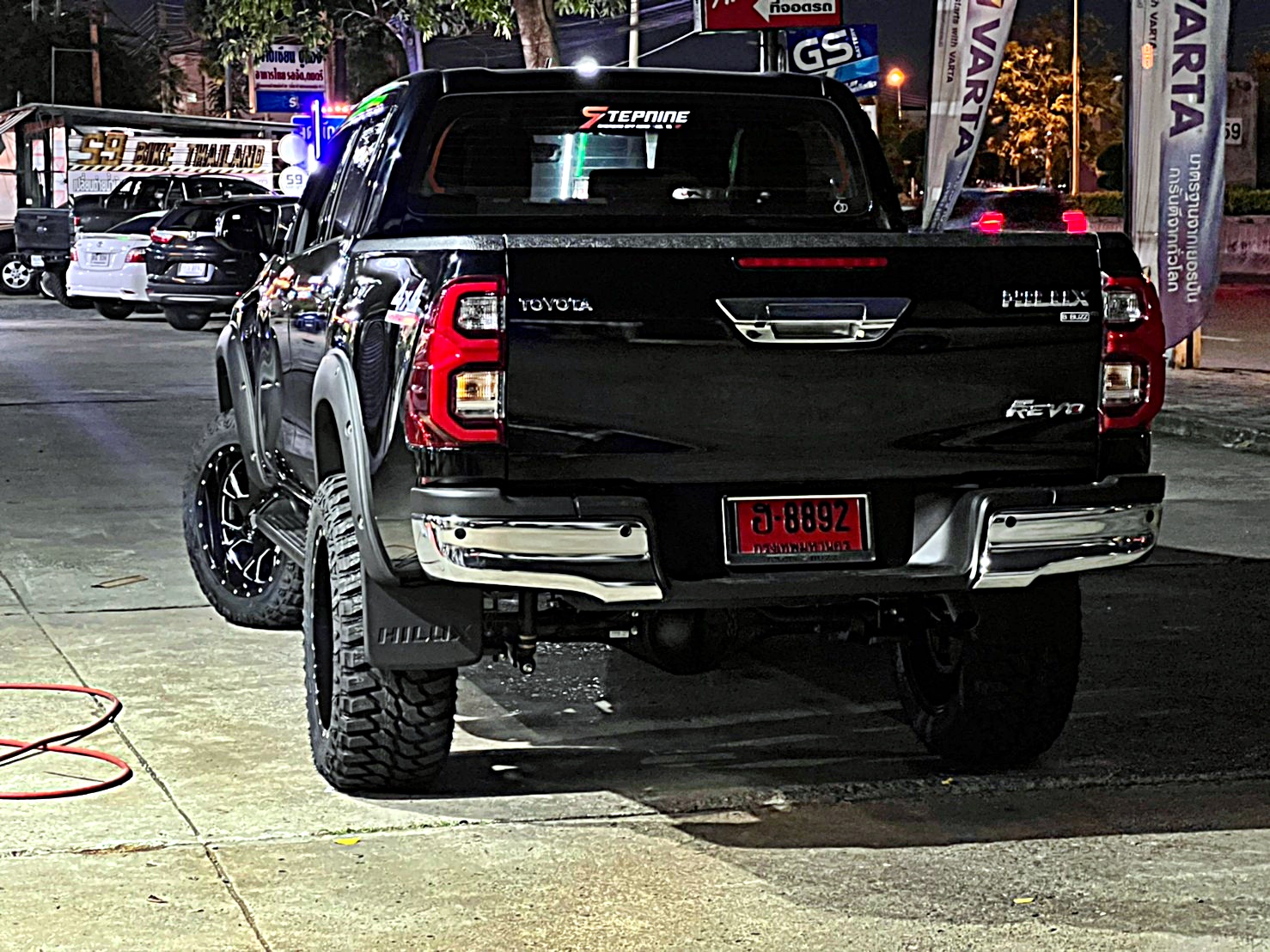 REVO_ทรงเมกา ยกแบบโช๊คเดิม