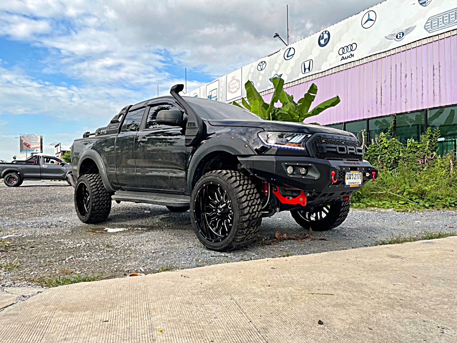 FORD RANGER จัดทรงเมกา ขอบ22 ที่ STEP9