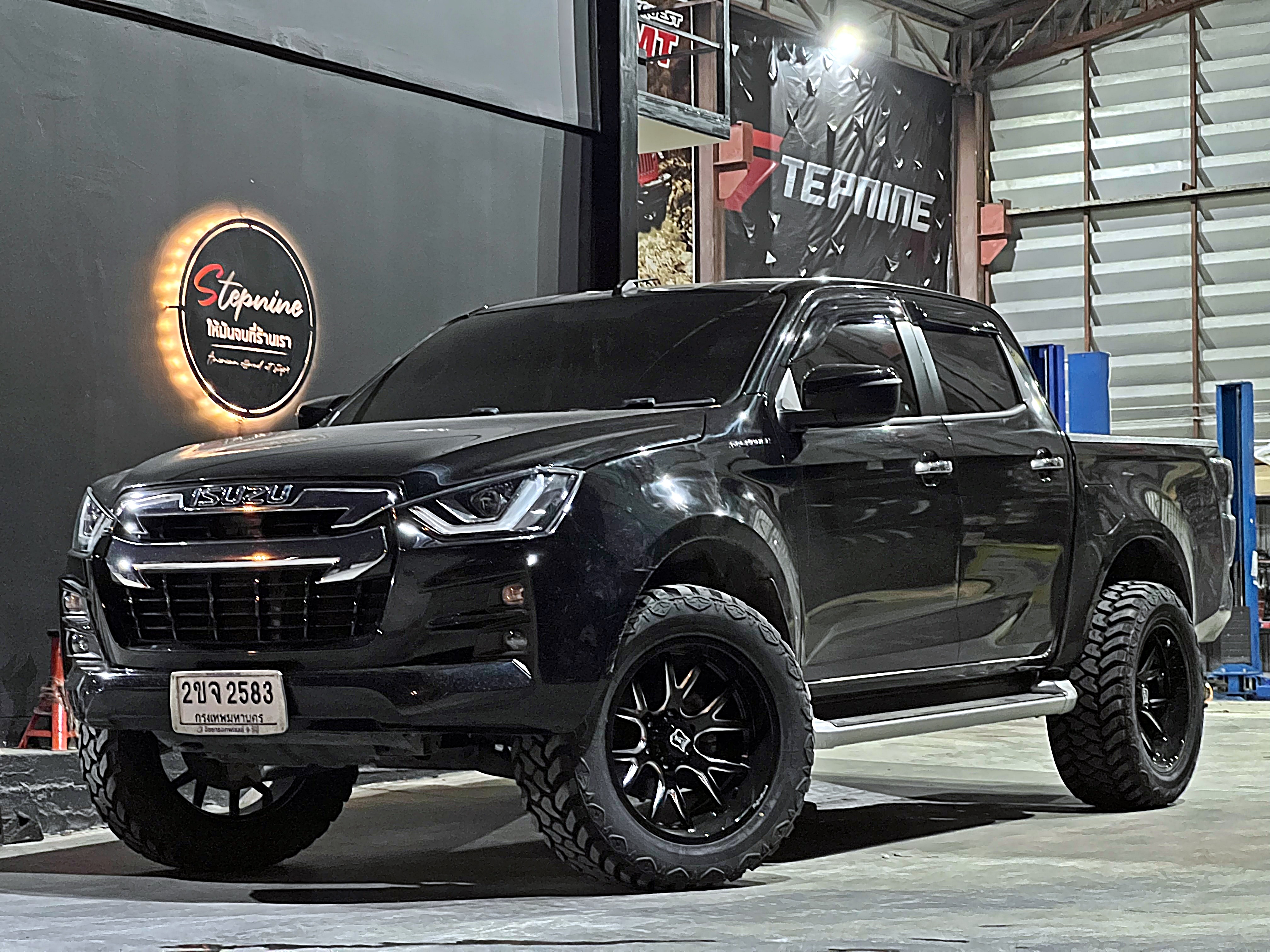 D-MAX ทรงเมกาที่ STEP9