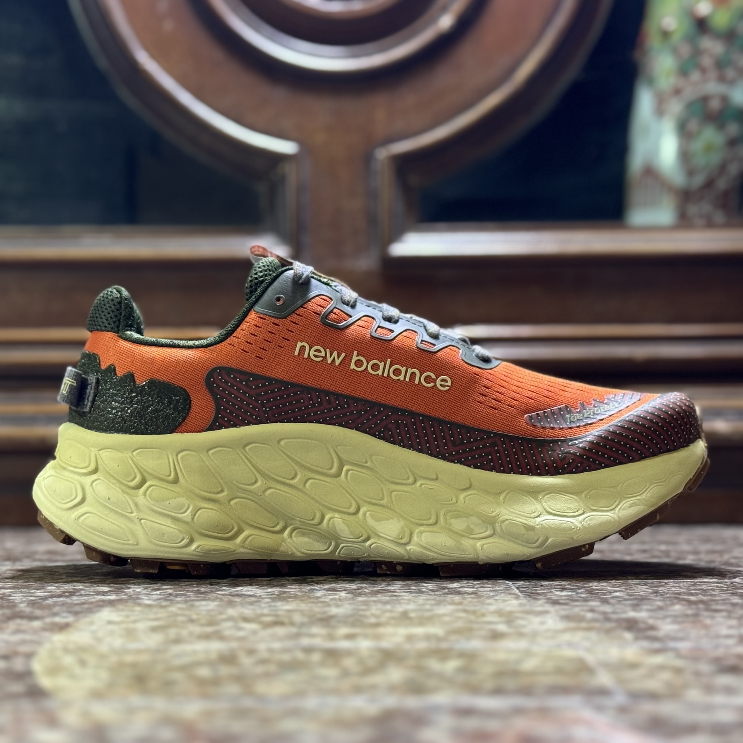 รองเท้าวิ่งเทรล New Balance Fresh Foam More Trail V3 2E (M9/9.5US)