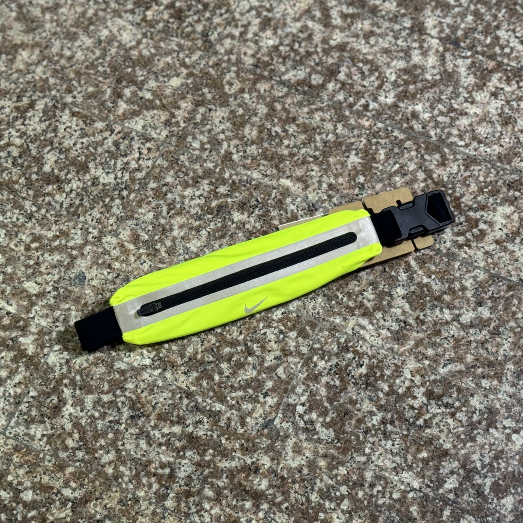 กระเป๋าวิ่ง Nike Running Slim WaistPack (3สี)