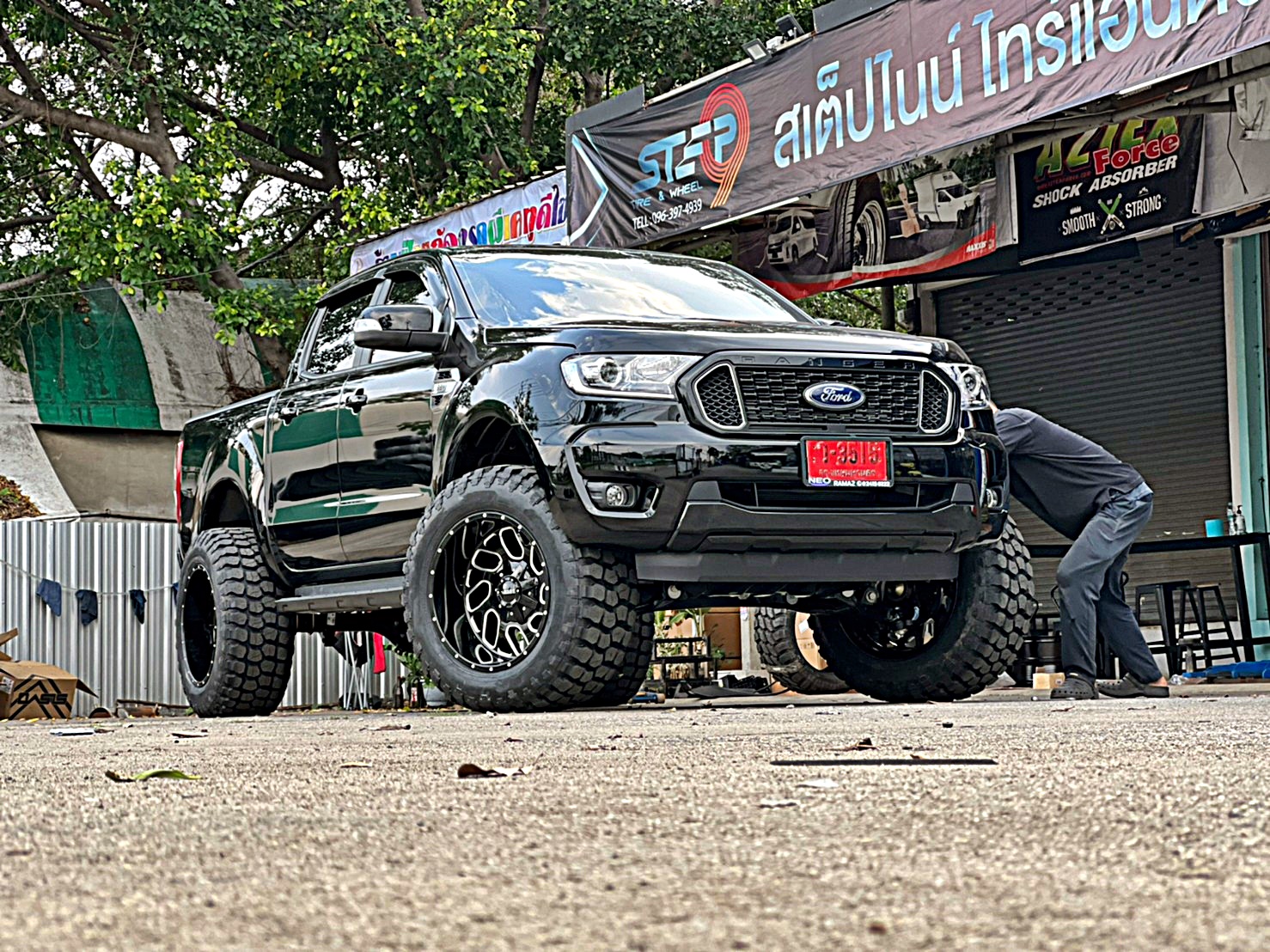 FORD ทรงเมกา ขอบ20 ลายใหม่ที่ STEP9