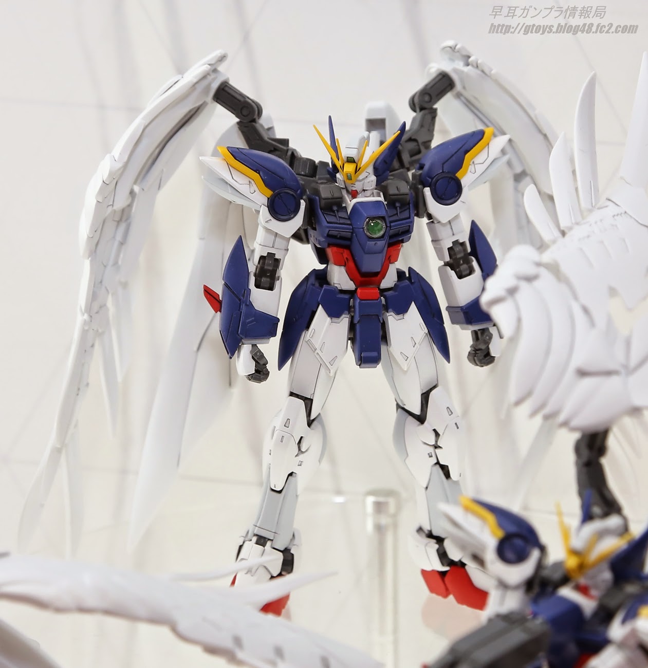 RG 1/144 XXXG-00W0 WING GUNDAM ZERO EW