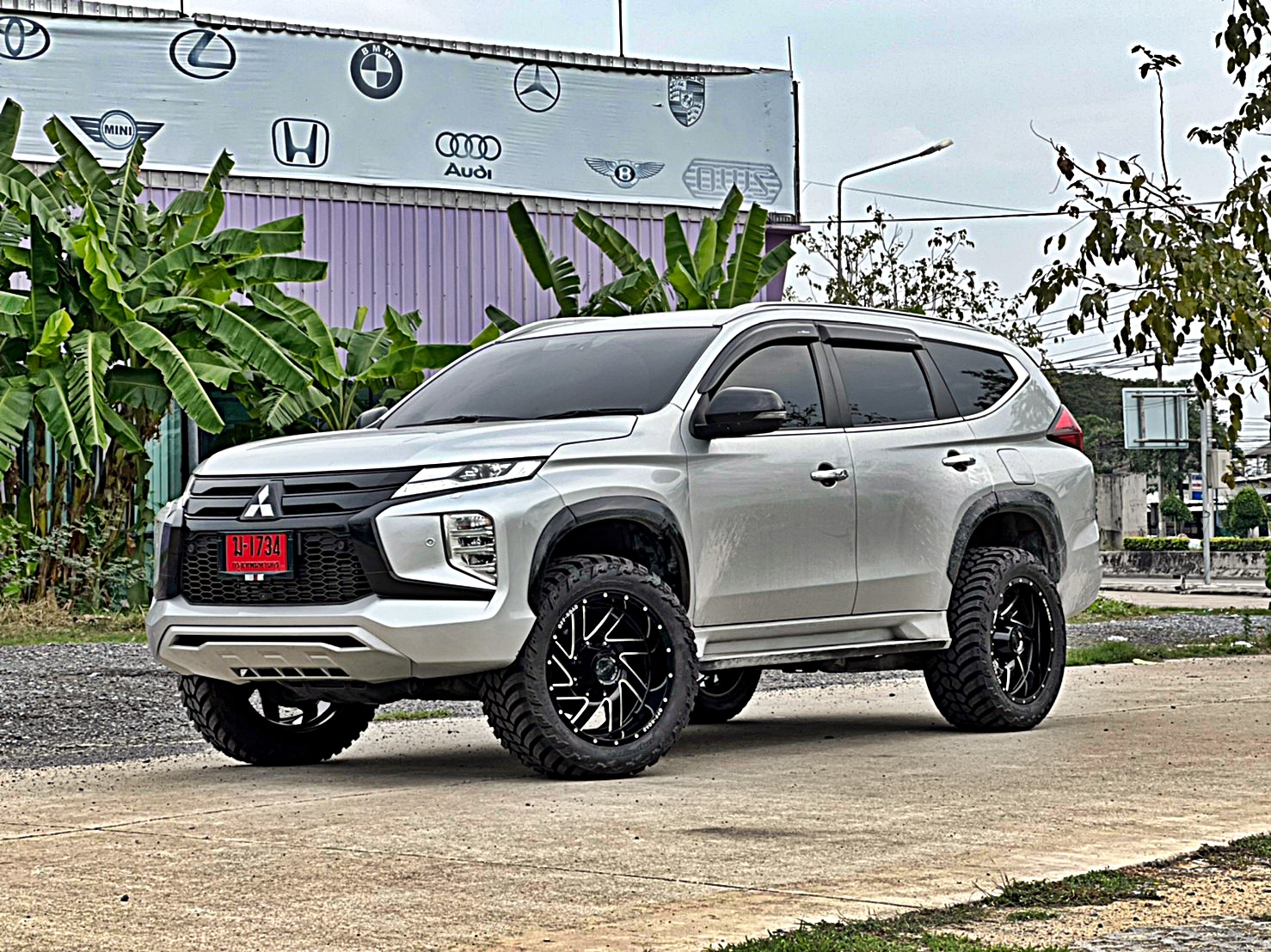 PAJERO ทรงเมกา ของพี่ปู_มลิกา_นักวอลเล่ย์_ทีมชาติไทย