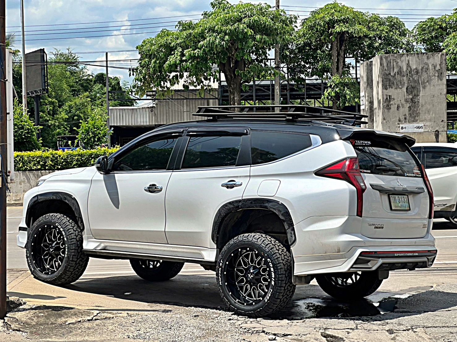 PAJERO_จองคิวจากประจวบ ทำทรงเมกาที่ STEP9