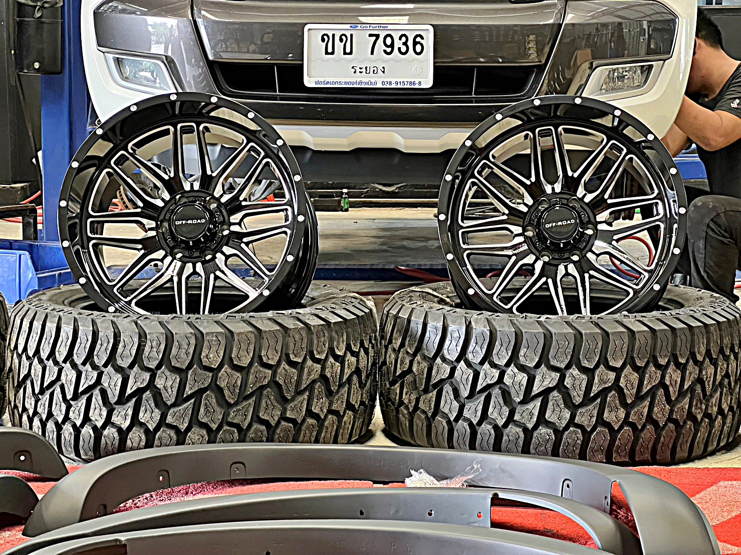 FORD_RANGER_จองคิวมาจากระยอง แต่งทรงเมกาที่ STEP9