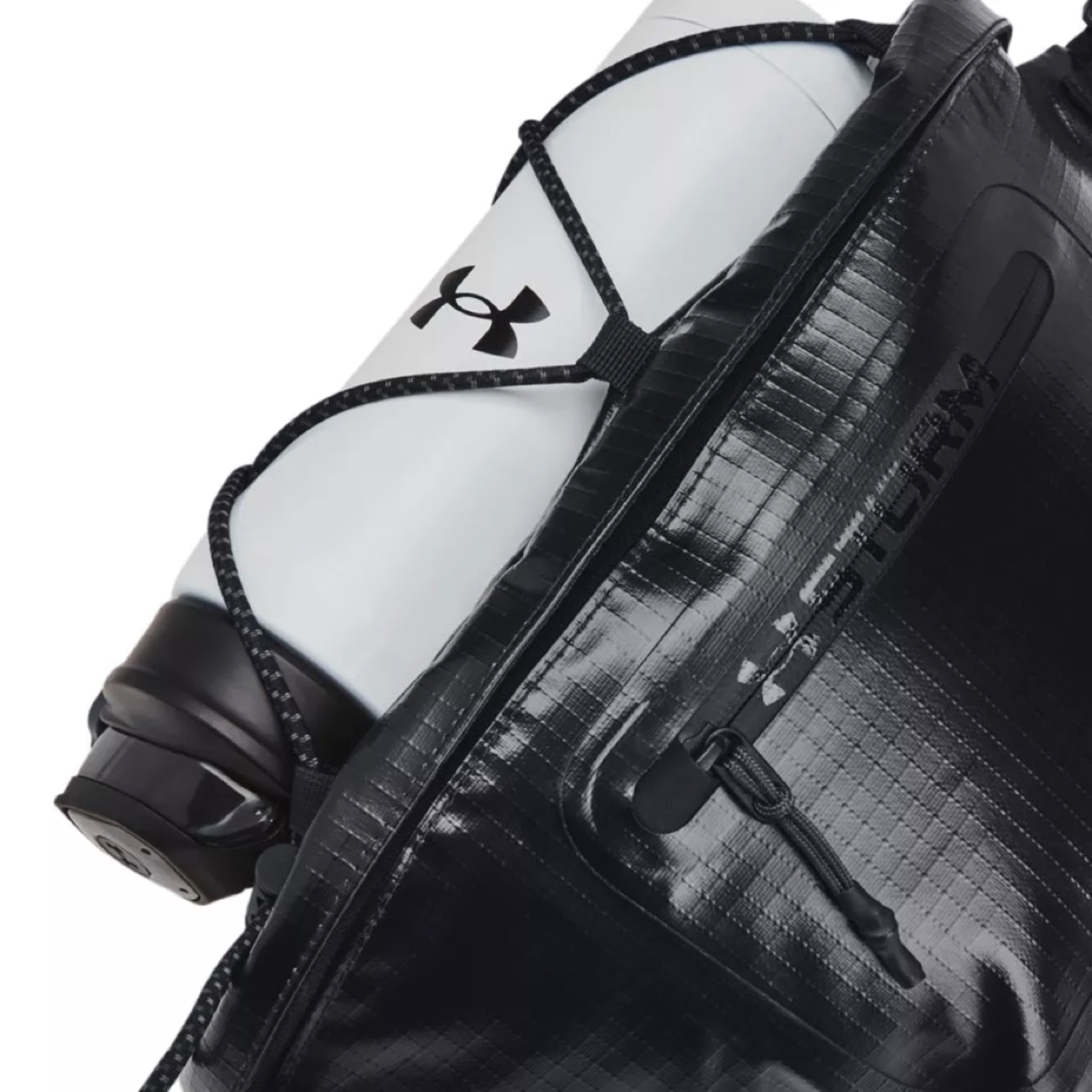 กระเป๋า Under Armour Summit Waist Bag ‘TripleBlack’
