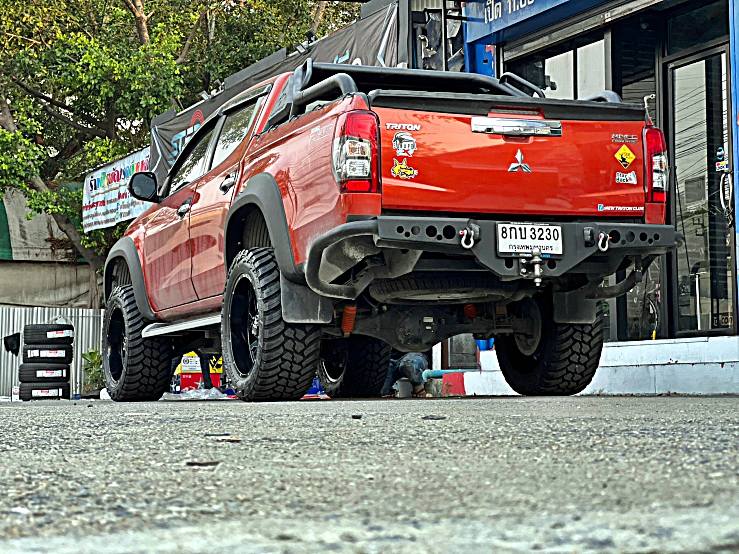 TRITON ทรงเมกา