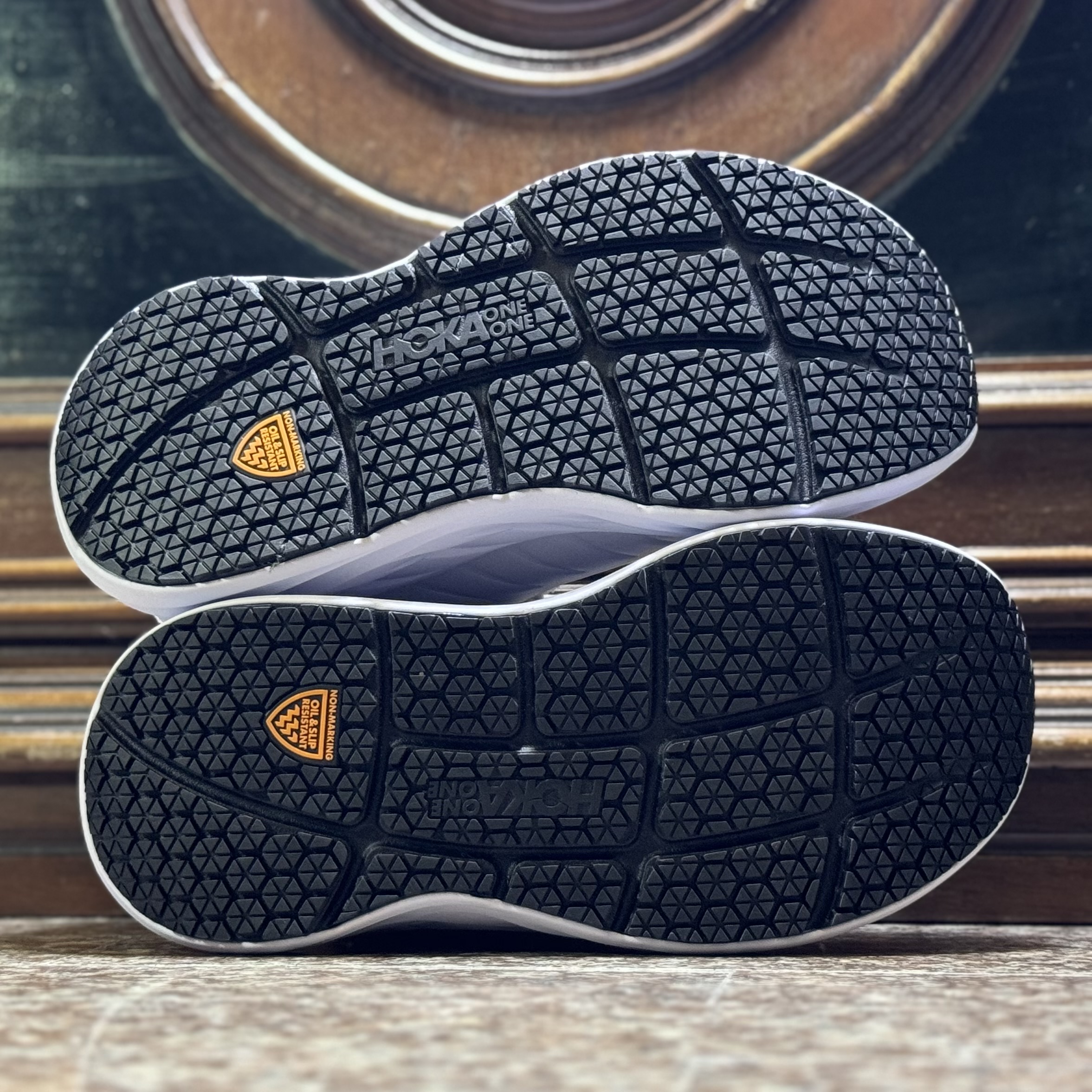 รองเท้า HOKA Bondi SR ‘TripleWhite’ (M10.5US)