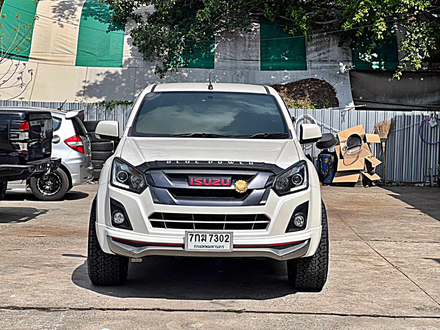 D-MAX แบบไม่ยก