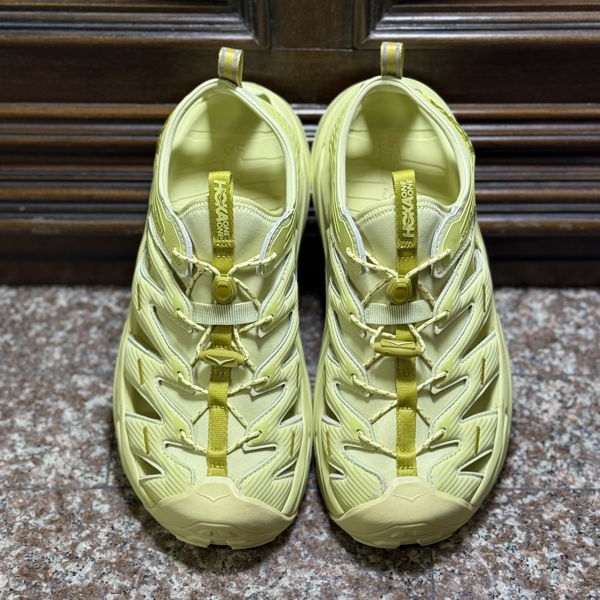 รองเท้า HOKA Hopara ‘Celery Root‘ (M10.5/11US)