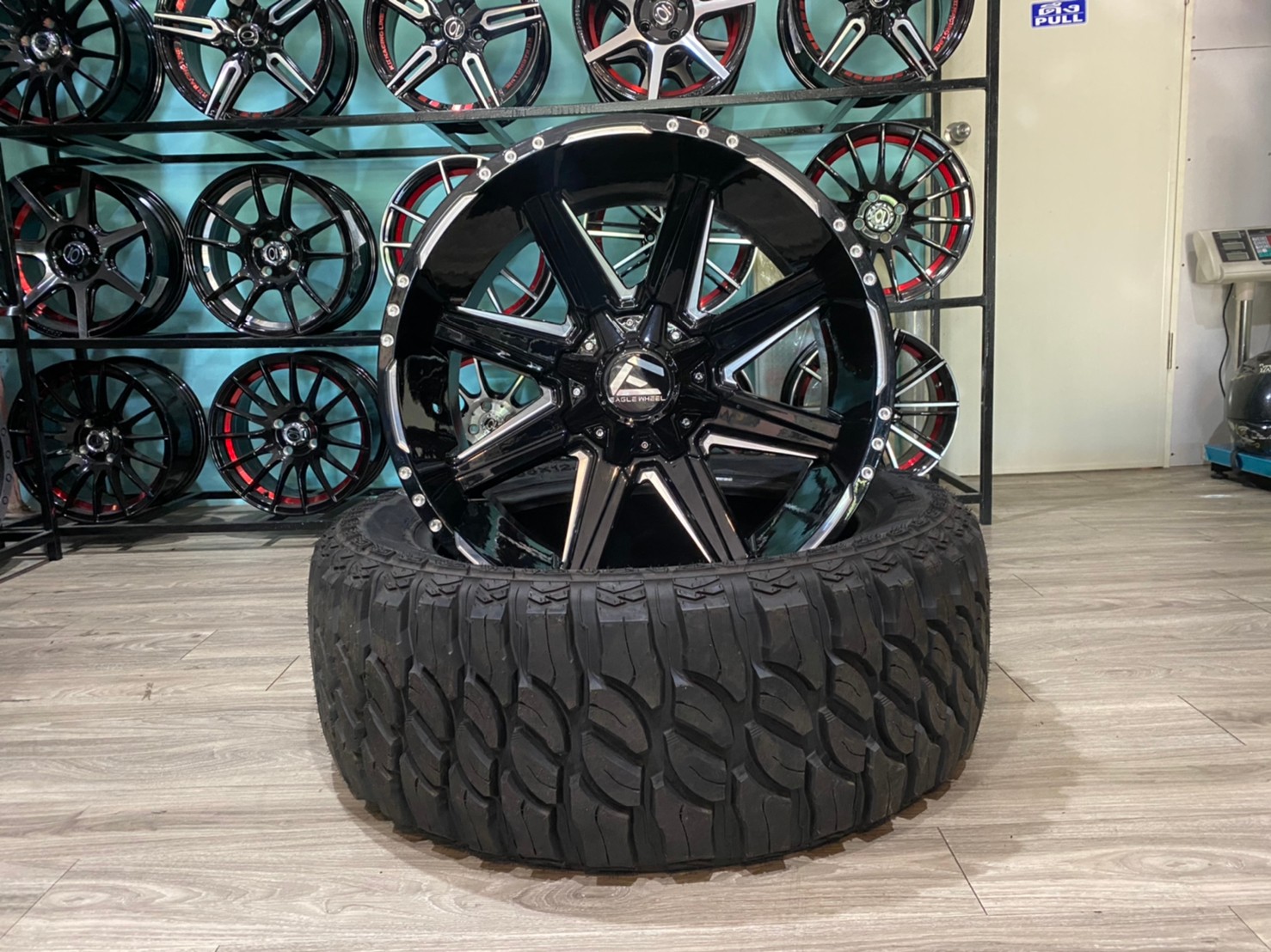 ล้อทรงเมกา ขอบ22 ราคาพิเศษ