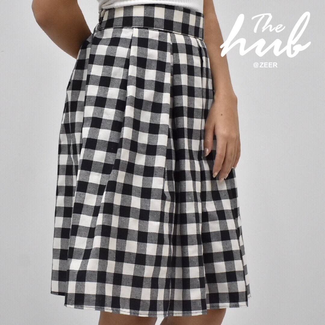 กระโปรงทวิส ลายสก็อตสีขาวดำ