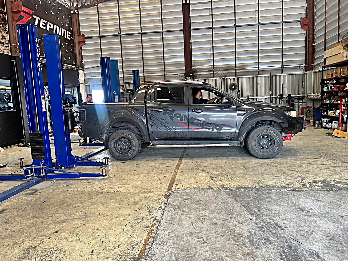 FORD_RANGER_ทรงเมกา ที่ STEP9